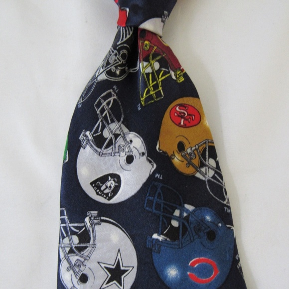 Team NFL Classic Logo Helmet Novelty 3.75" Silk Tie - Picture 7 of 7
